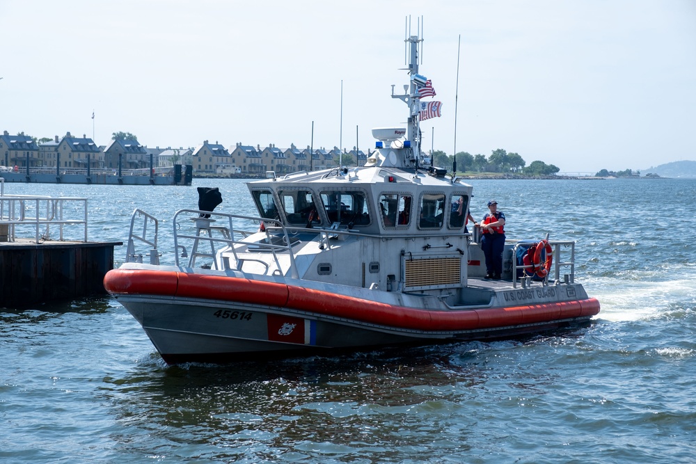 District 1 Commander Visits Station Sandy Hook