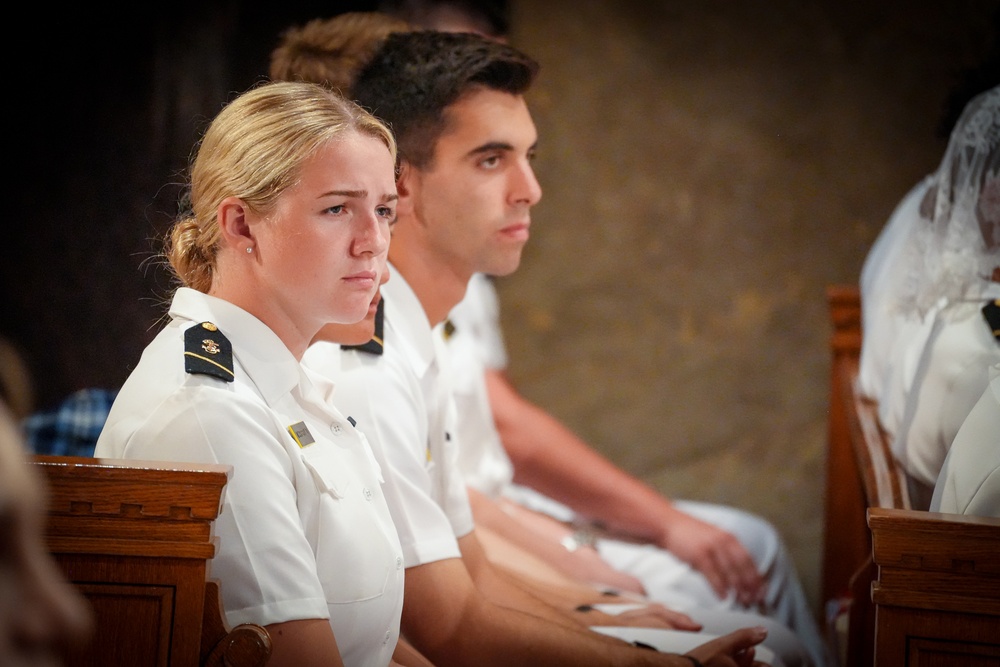 Navy Chief of Chaplains and Chaplain of the Marine Corps attend Father Capodanno Memorial Mass