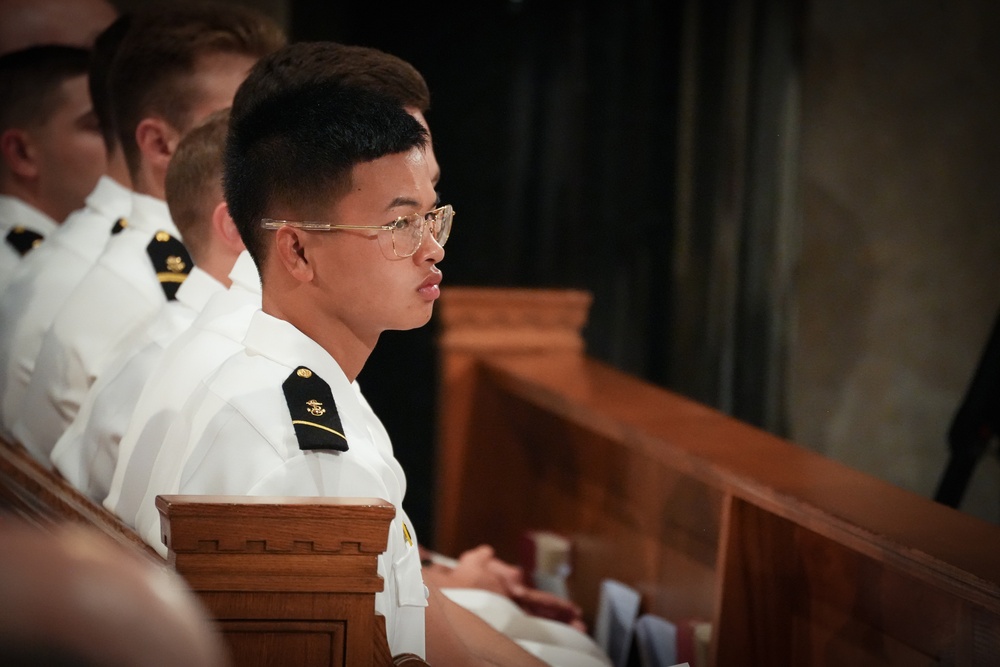 Navy Chief of Chaplains and Chaplain of the Marine Corps attend Father Capodanno Memorial Mass