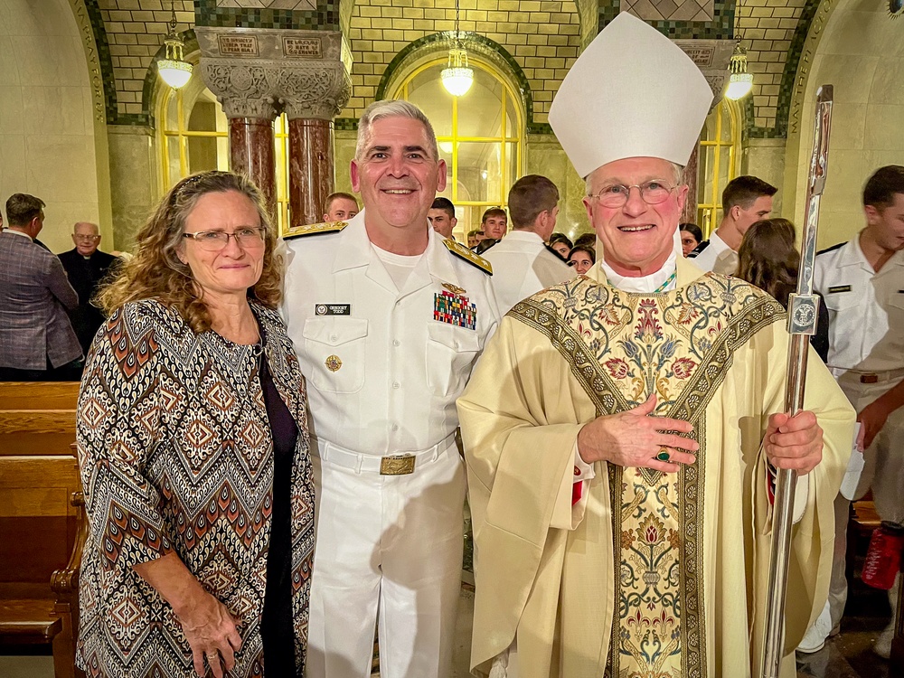 Navy Chief of Chaplains and Chaplain of the Marine Corps attend Father Capodanno Memorial Mass