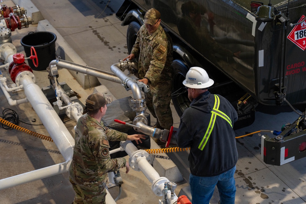 Fueling the Fight: Eielson POL confirms refueling capabilities at North Pole DFSP