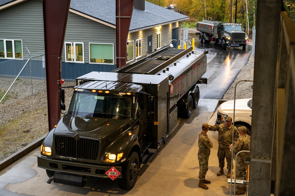 Fueling the Fight: Eielson POL completes capabilities test at North Pole DFSP