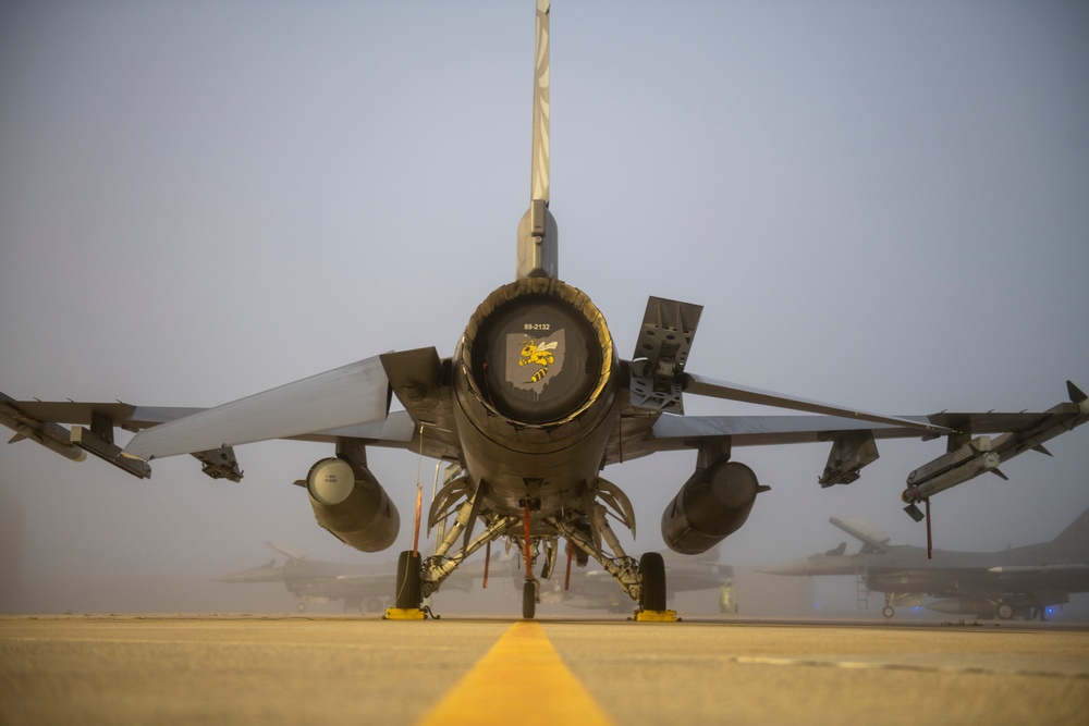 180FW Fighting Falcons Stand Ready