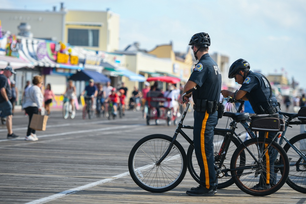 177th Fighter Wing Participates in Ocean City Boardwalk Aerobatics Airshow