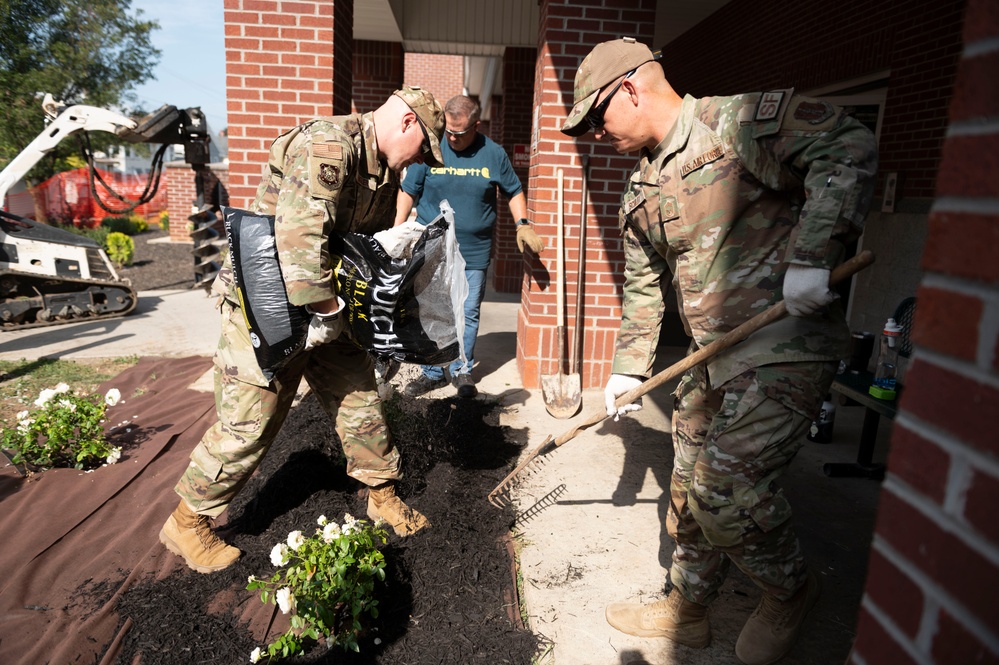 167th Airmen volunteer at Martinsburg Union Rescue Mission