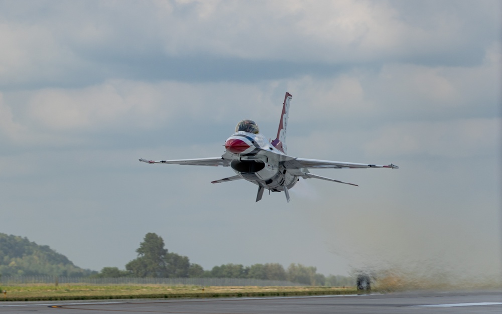 USAFADS perform at the Sound of Speed Airshow 2024