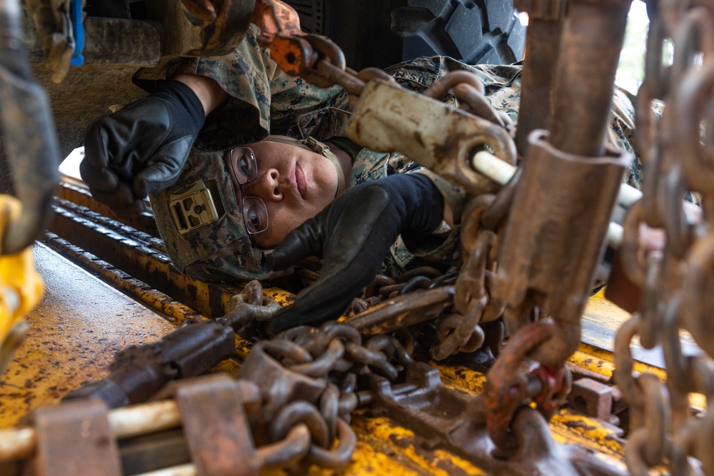 Combat Logistics Battalion 26 Conducts Railhead Operations Group Training Course