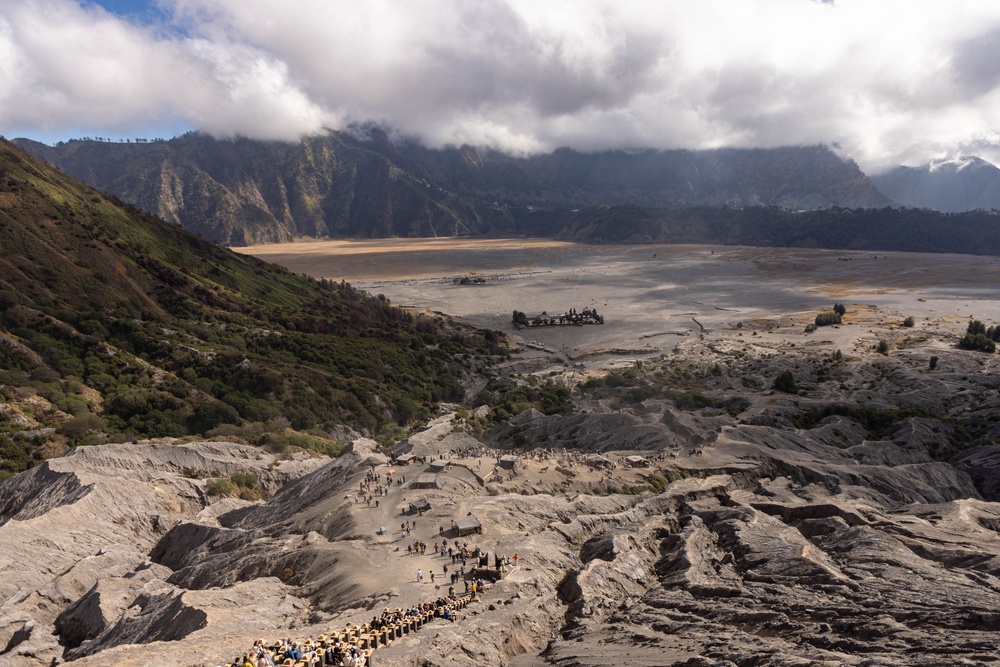 What’s it like to hike up an Indonesian volcano? An Army engineer’s experience