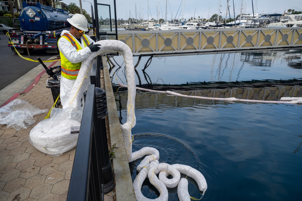 Unified Command Continues to Monitor Spill Near Marina del Rey