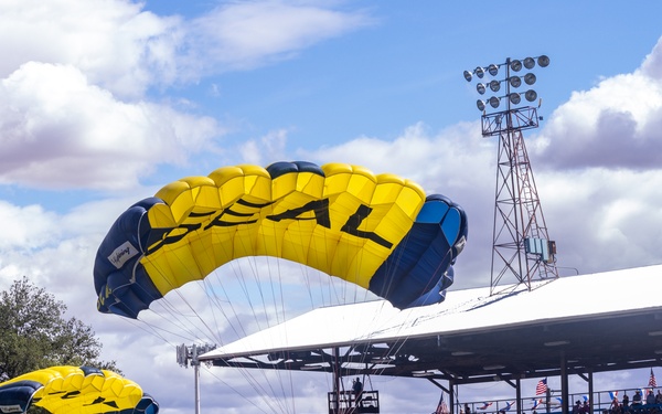 Navy Parachute Jumps into Pendleton Round-Up 2024