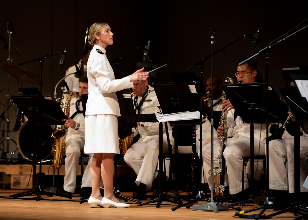 7th Fleet Band Performs with Yokosuka Symphony Orchestra