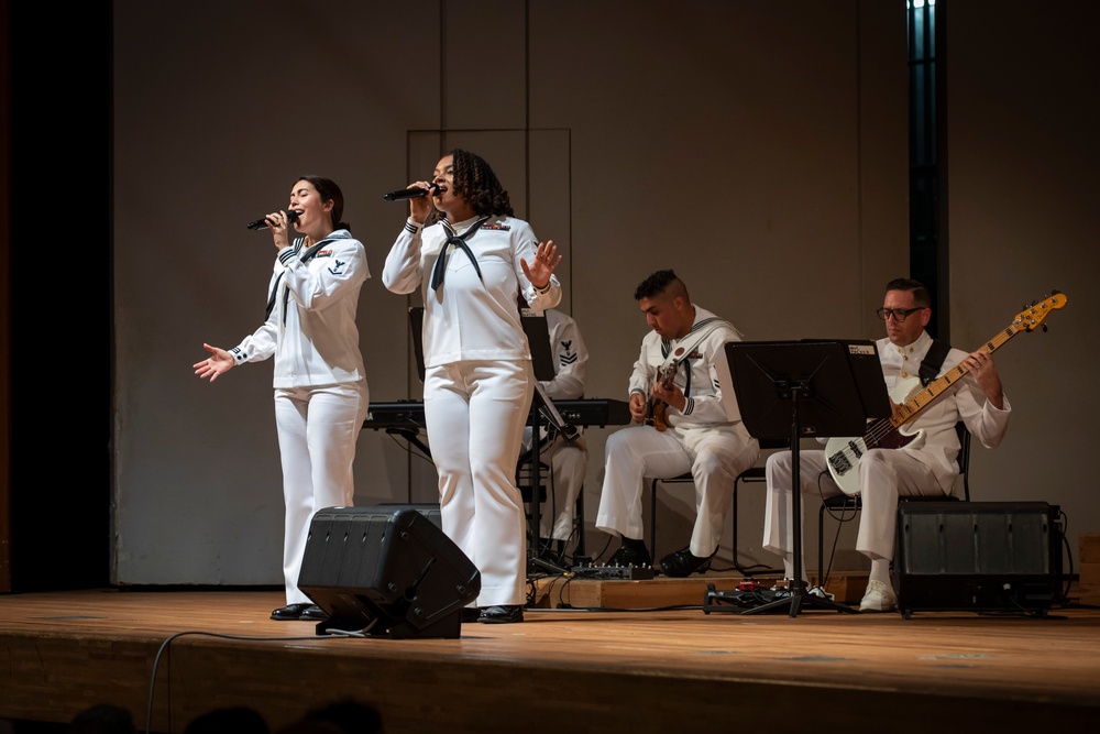 7th Fleet Band Performs with Yokosuka Symphony Orchestra