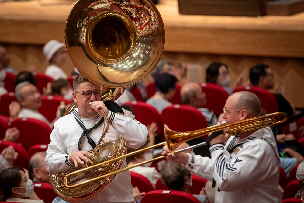 7th Fleet Band Performs with Yokosuka Symphony Orchestra