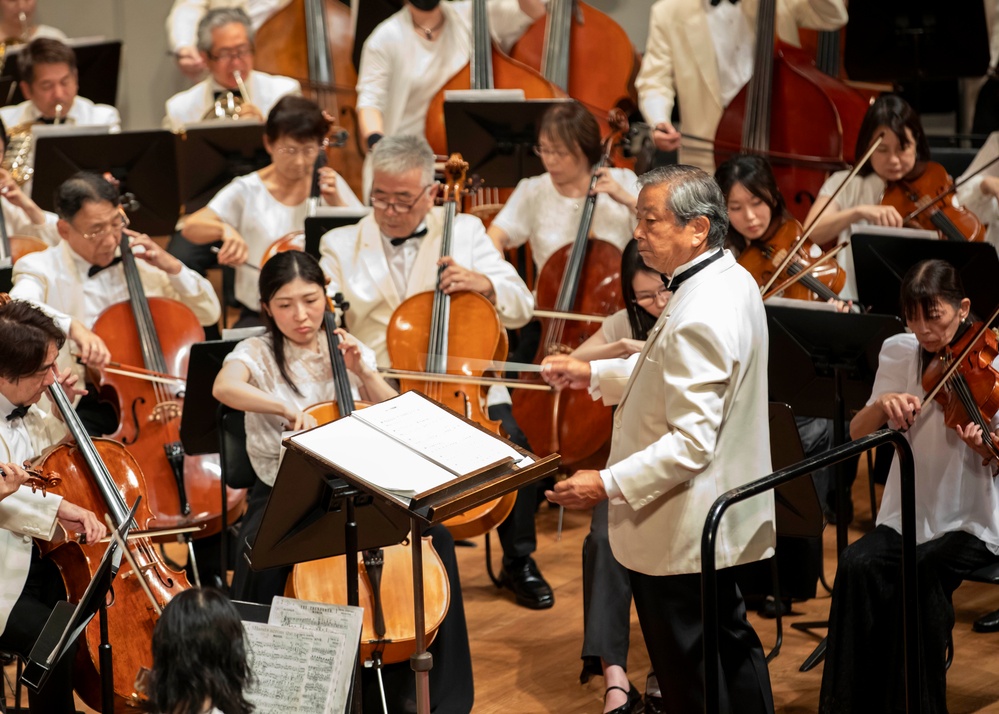 7th Fleet Band Performs with Yokosuka Symphony Orchestra