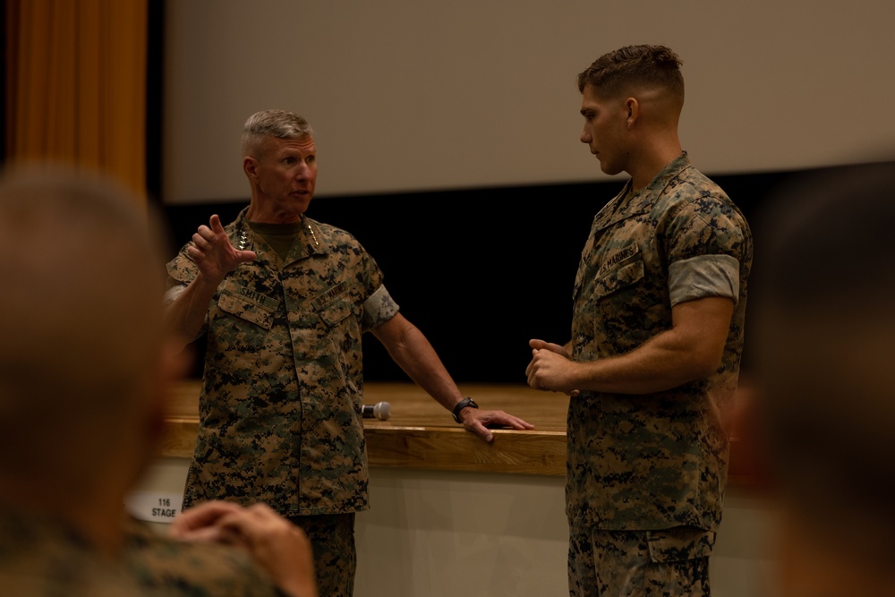 39th CMC and 20th SMMC visit the Marines and Sailors of Camp Schwab