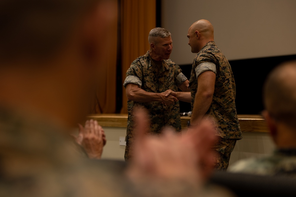 39th CMC and 20th SMMC visit the Marines and Sailors of Camp Schwab