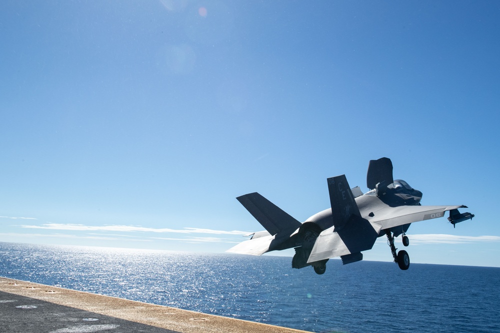 Boxer Conducts Flight Deck Operations