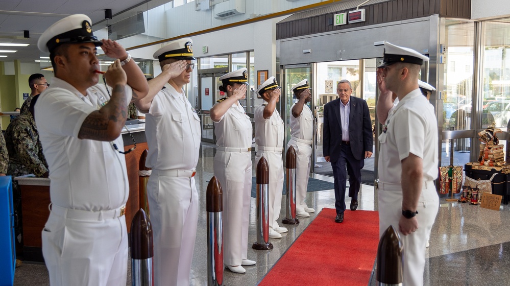 Assistant Secretary of Defense for Health Affairs Visits USNMRTC Yokosuka