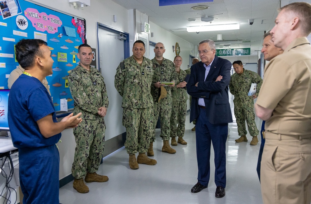 Assistant Secretary of Defense for Health Affairs Visits USNMRTC Yokosuka