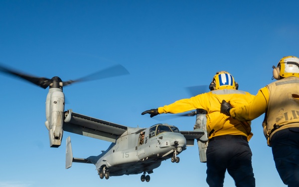Boxer Conducts Flight Deck Operations