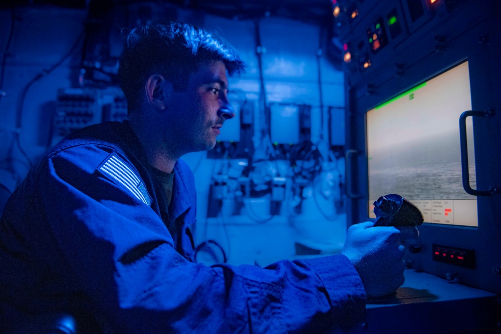 Boxer Conducts Flight Deck Operations