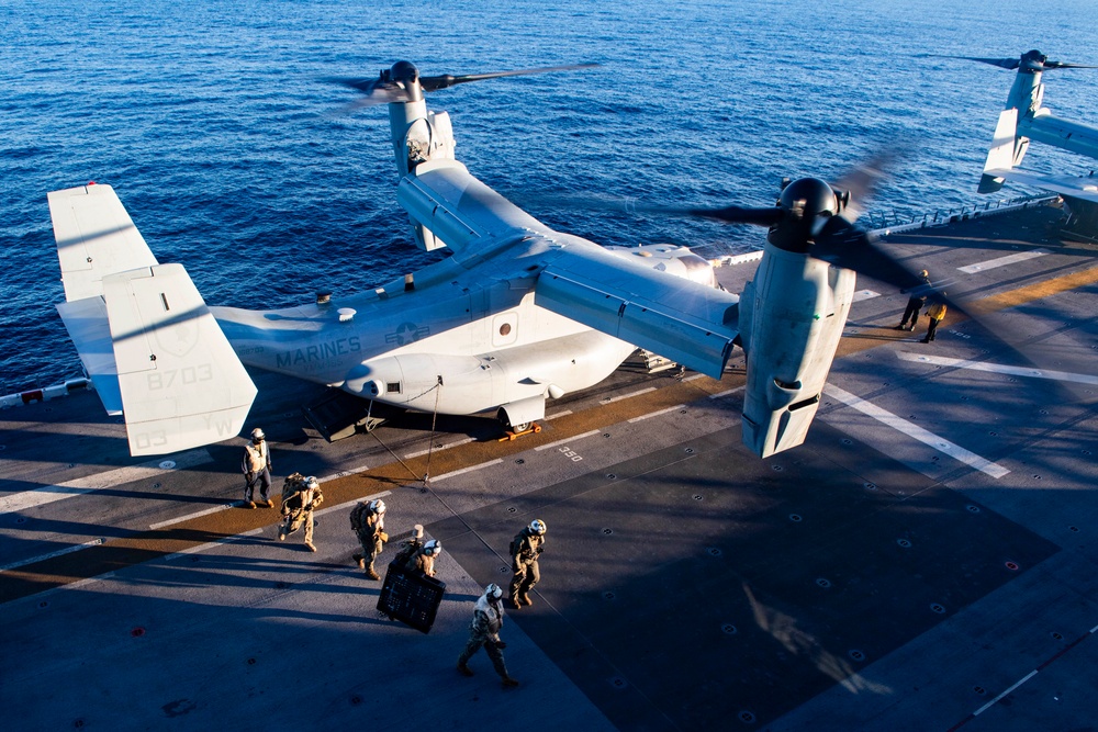 Boxer Conducts Flight Deck Operations