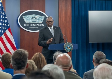 SD, CJCS Speak at JCOC Reunion