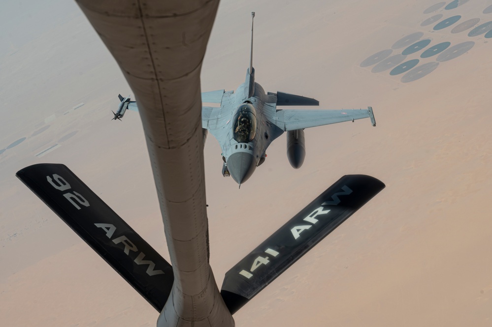 International F-16s refuel during Exercise Ballast Cannon