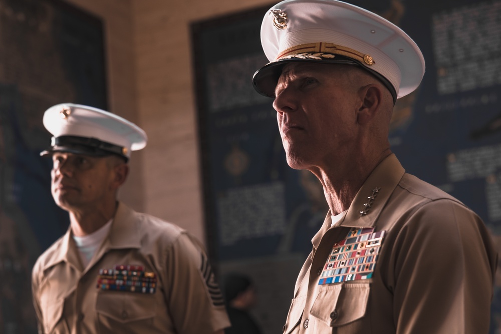 U.S. Commandant, Gen. Smith, Visits the Philippines