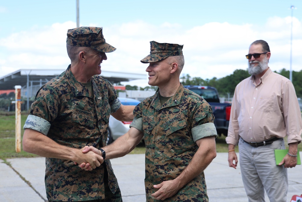 MCICOM Commander BGen Woodworth visits Camp Lejeune