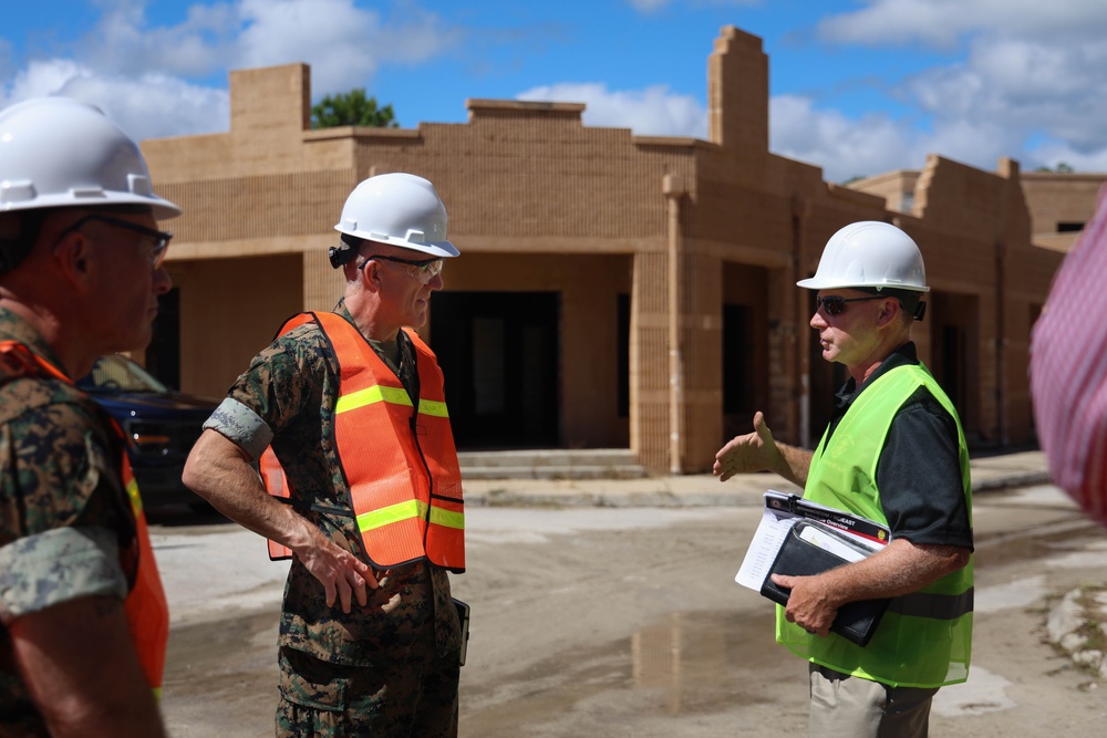 MCICOM Commander BGen Woodworth visits Camp Lejeune