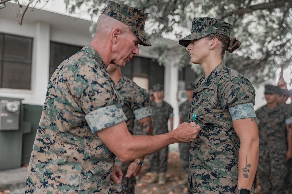 Commandant, Gen. Smith, Visits Marine Forces Pacific