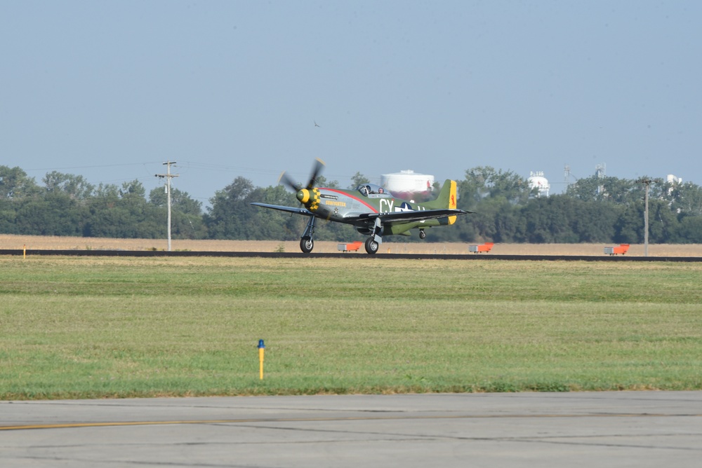 P-51 take off