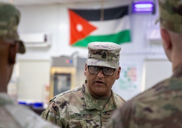 CSMs Richardson and Trejo recognize Soldiers during battlefield circulation [Photo 7 of 8]