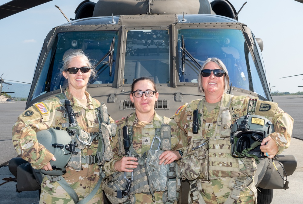 Pa. Guard celebrates women in aviation with all-female crewed helicopter flyover