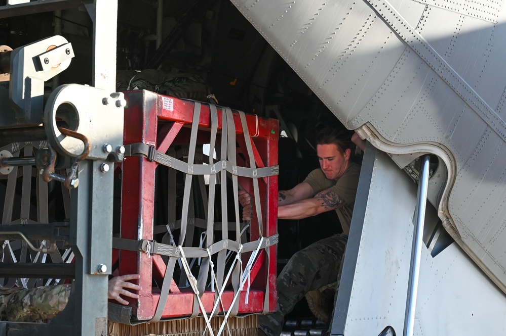 9th Special Operations Squadron Conducts Night Flight