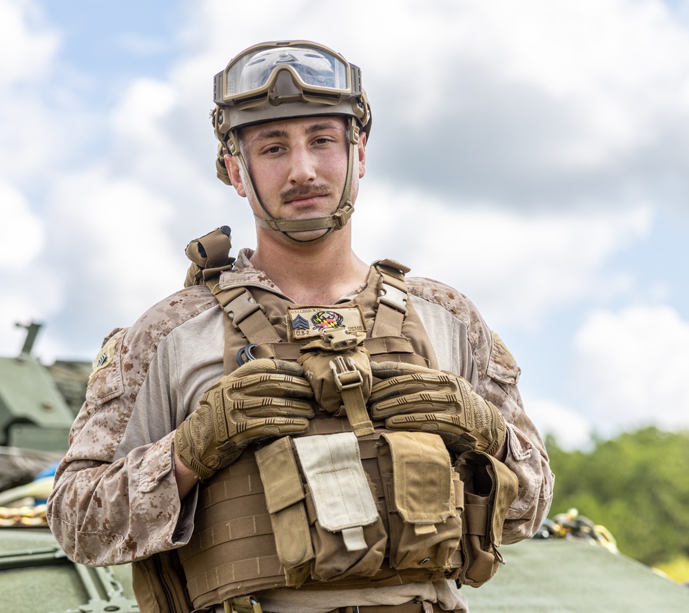 2nd Distribution Support Battalion Conducts Helicopter Support Team Operations