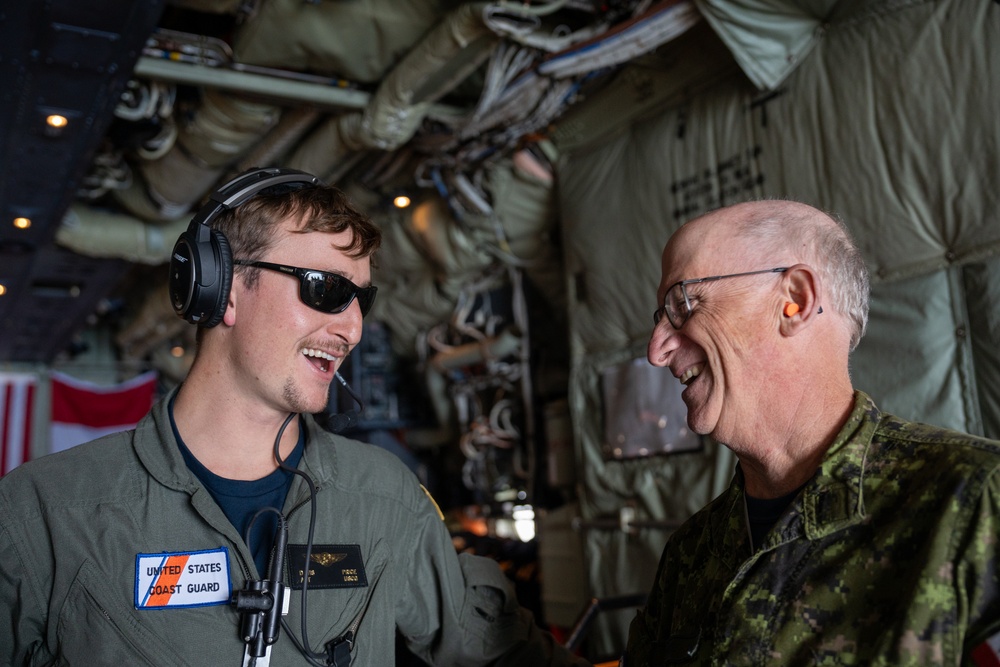 Coast Guard crews participate in search and rescue exercise in Comox, B.C.