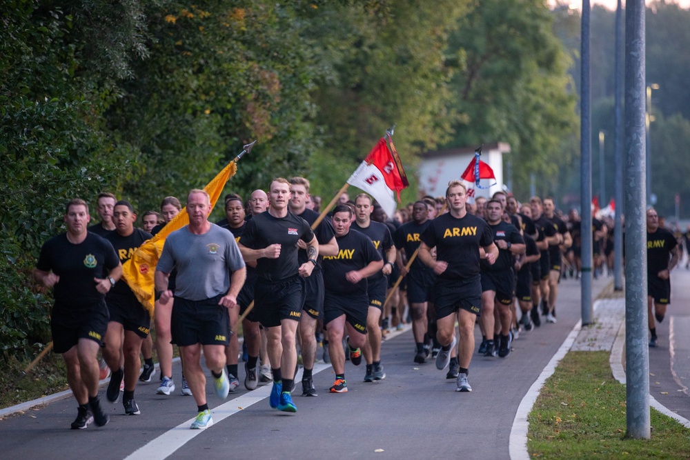 Regimental Support Squadron, 2nd Cavalry Regiment Farewells Command Sgt. Maj. Craig Yates