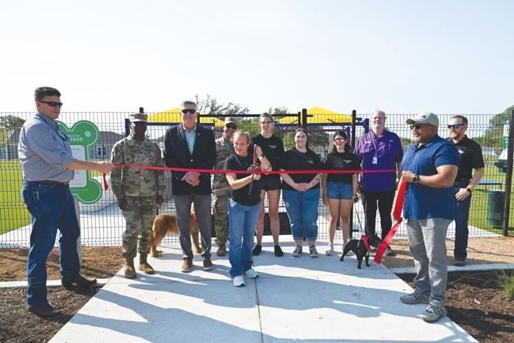 New dog park welcomes pet lovers