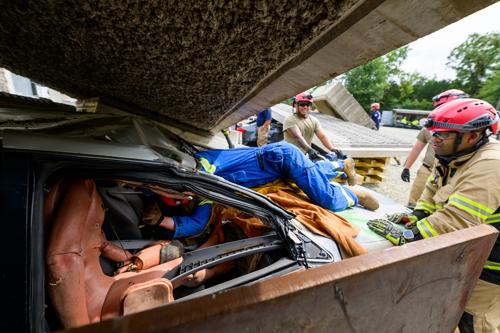 911th Technical Rescue Engineer Company trains during Exercise Capital Shield 2024