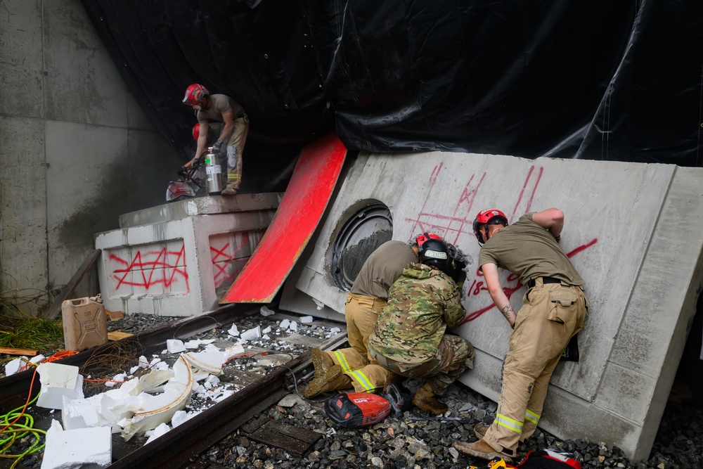 911th Technical Rescue Engineer Company trains during Exercise Capital Shield 2024