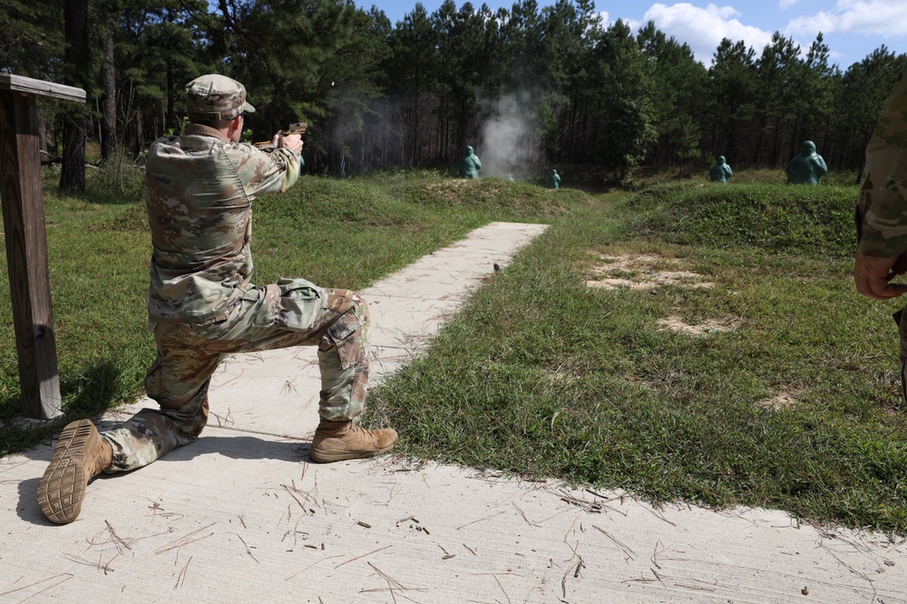 Best Squad Competition: Staff Sgt. Tate Parmenter, D Company, 782d MI Battalion (Cyber) 09