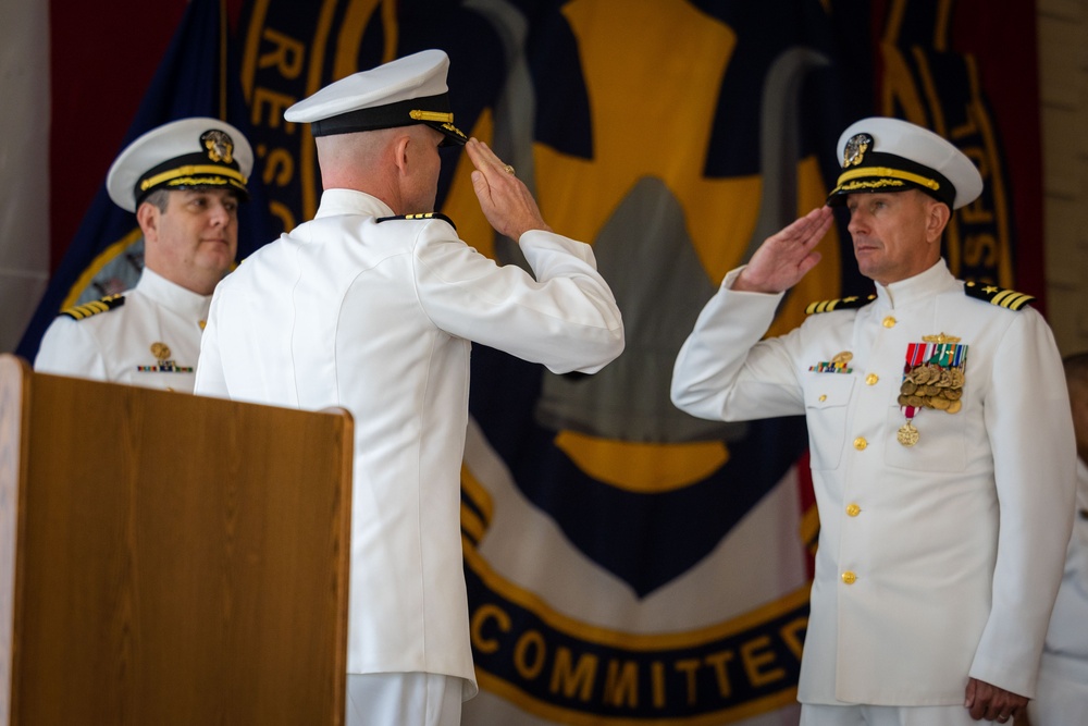 USS Carney (DDG 64) Conducts Change of Command Ceremony