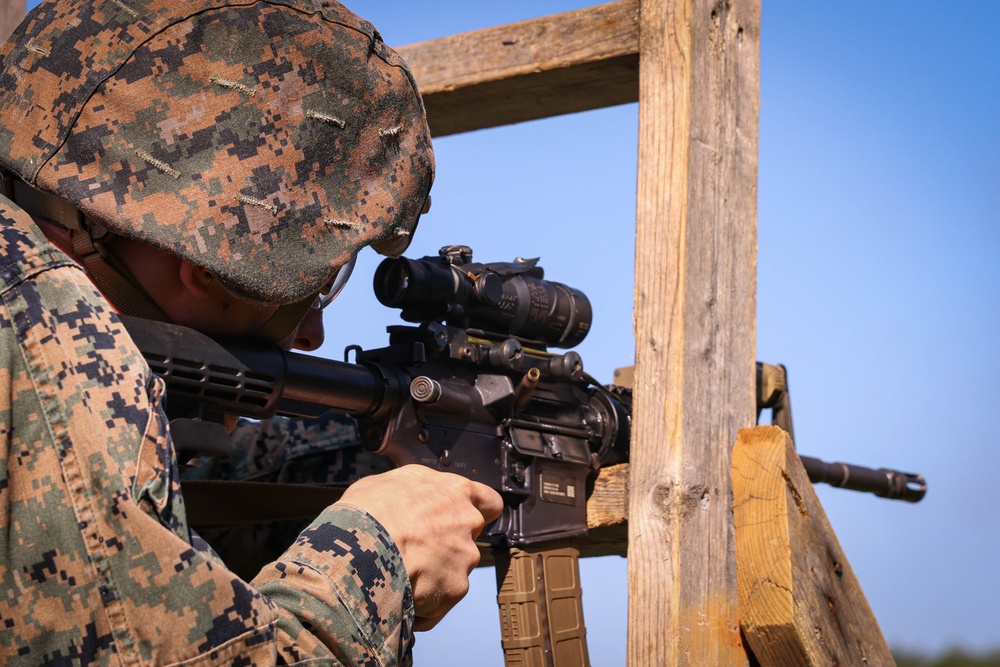 Marines with the Combat Marksmanship Coach Reserve conduct Annual Rifle Qualification