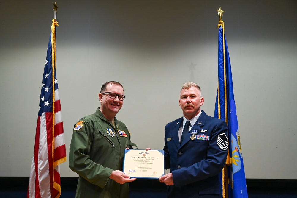 433rd AES NCO Receives Distinguished Flying Cross For Actions During Kabul Evac