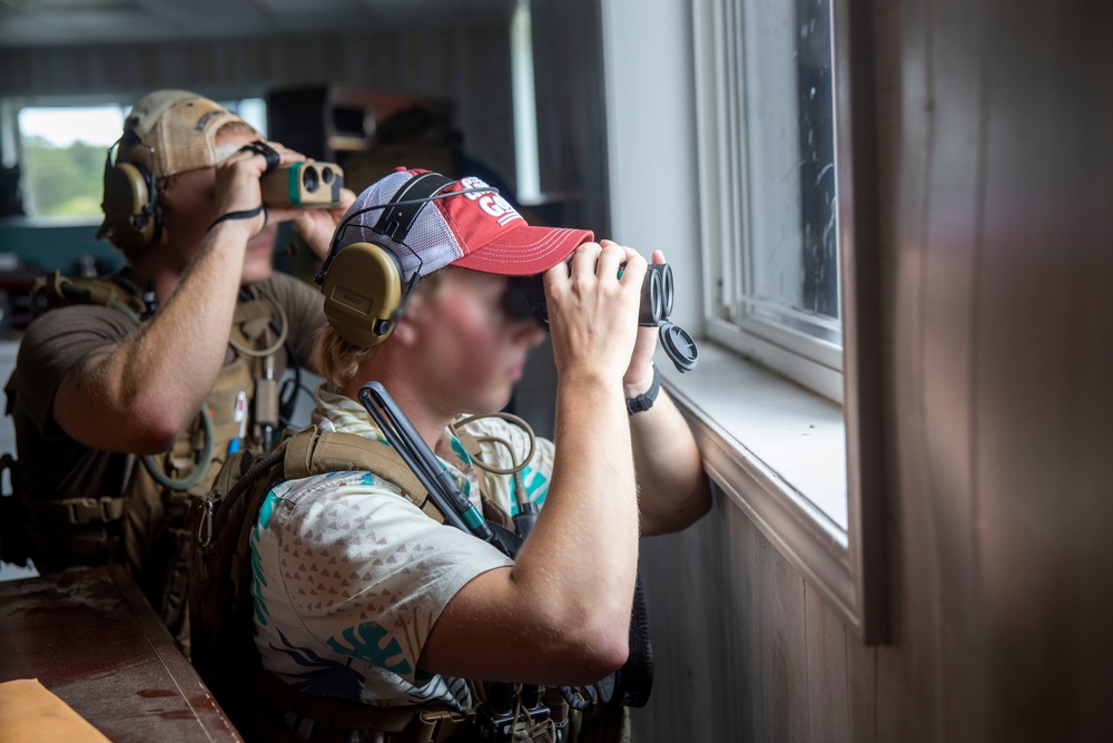 2nd ANGLICO and Norwegian Service Members Conduct Simulated Urban Close Air Support in Swansboro, NC