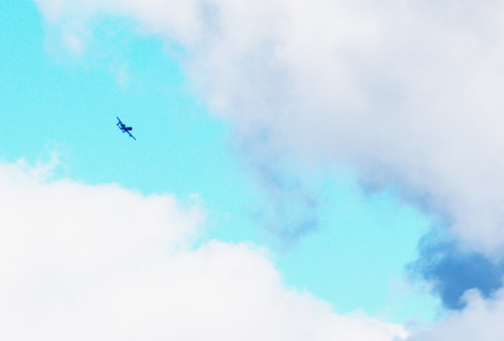 Air Force A-10 pilots get bombing practice during Fort McCoy training