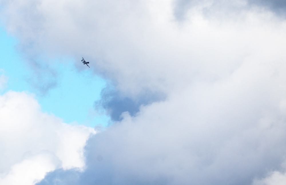 Air Force A-10 pilots get bombing practice during Fort McCoy training