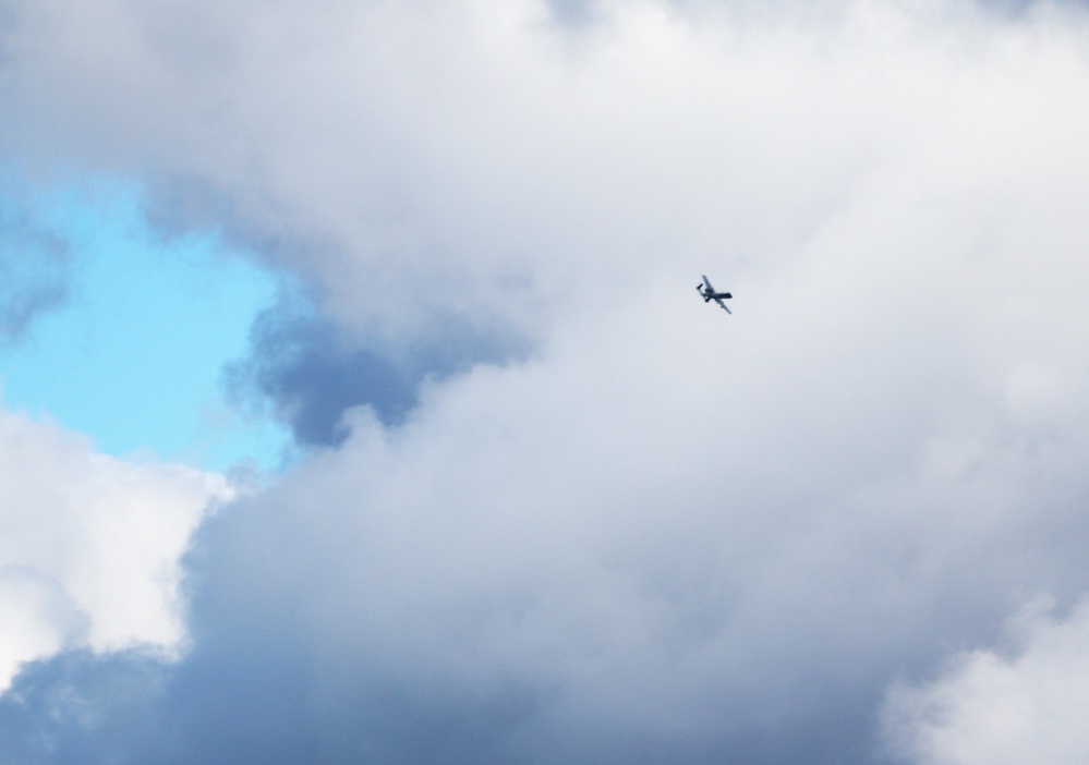 Air Force A-10 pilots get bombing practice during Fort McCoy training